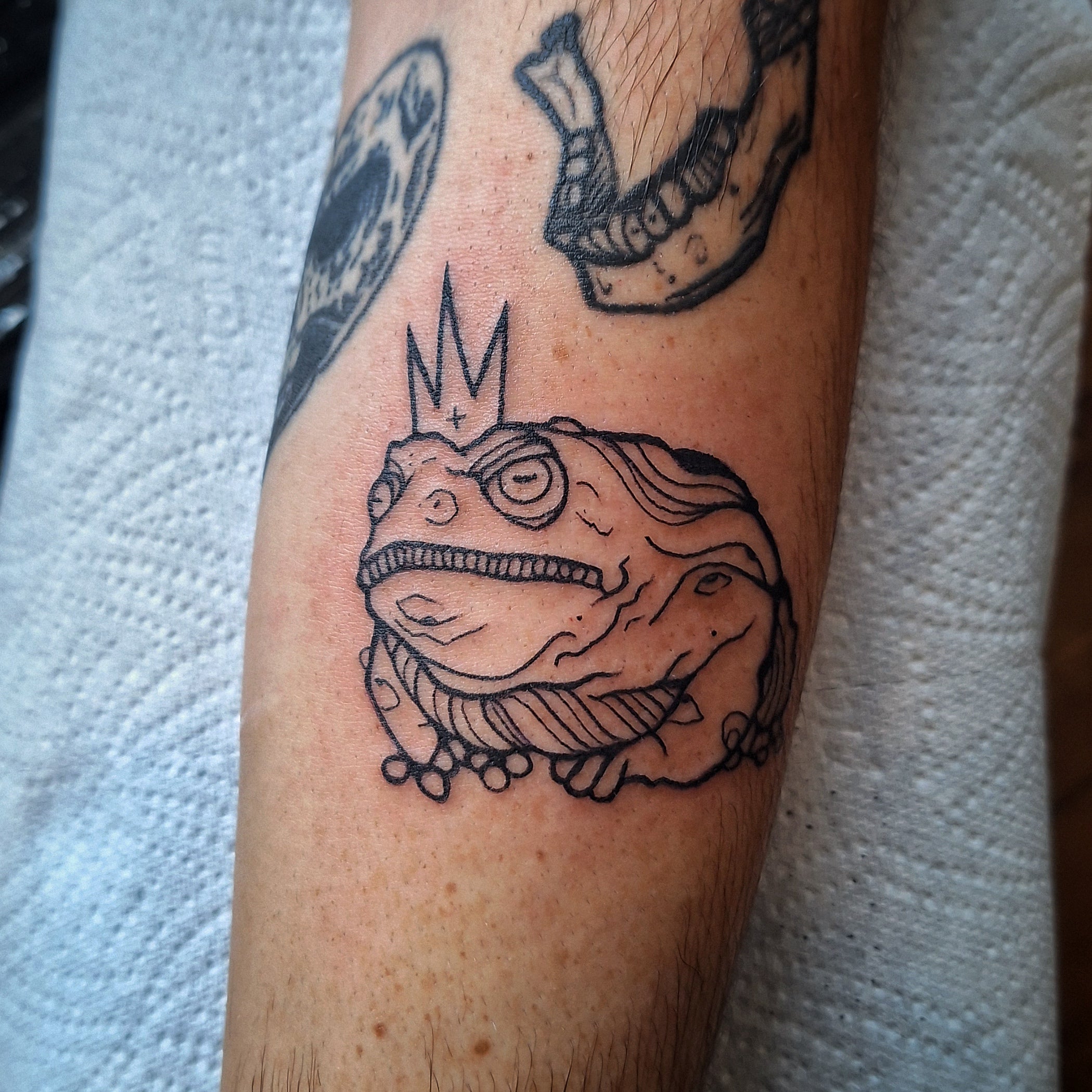 Frog king, frog tattoo, dark fantasy tattoo, female tattooist, local tattoo